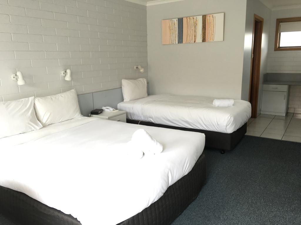 Seasonal South Motel & Function Centre Алверстон Номер фото