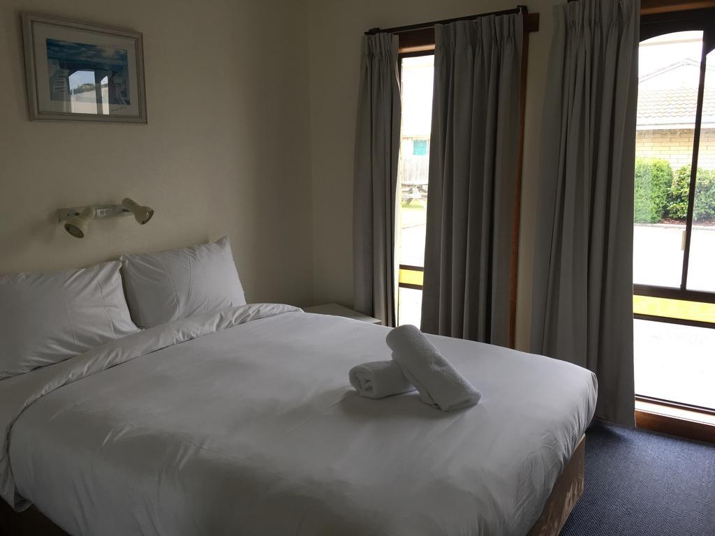 Seasonal South Motel & Function Centre Алверстон Номер фото
