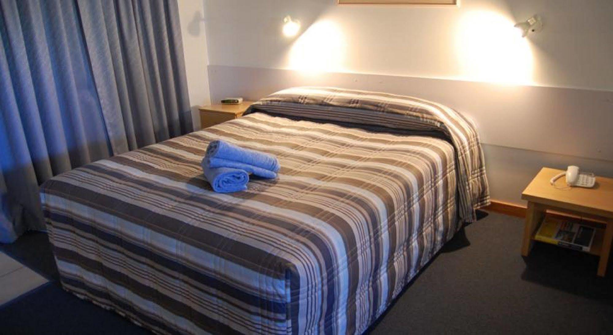Seasonal South Motel & Function Centre Алверстон Экстерьер фото